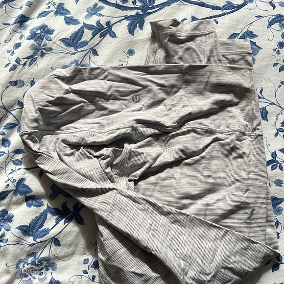 SoulCycle Wunder Under Leggings - Picture 3 of 3